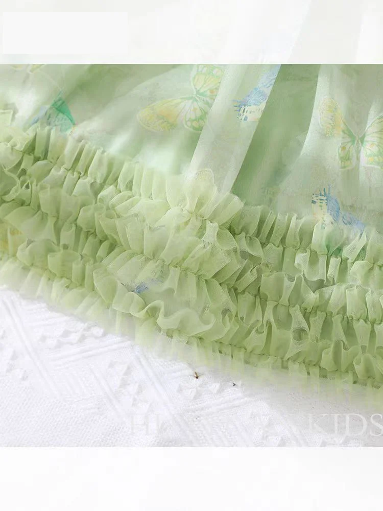 Детское платье с рукавом летучая мышь и завязкой сзади