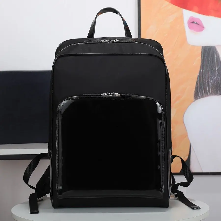 

Мужской черный нейлоновый вместительный спортивный рюкзак для путешествий