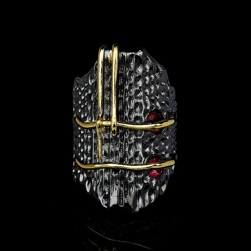 

Женское кольцо из серебра 925 пробы с гранатовым Рубином