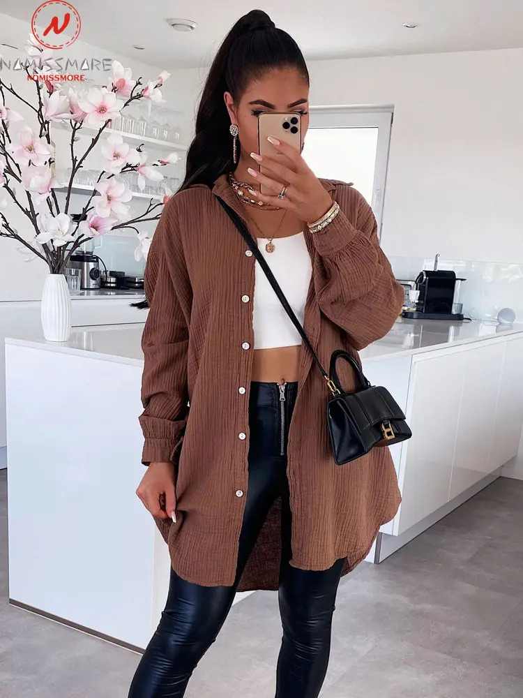 

Женская однобортная рубашка с воротником-стойкой и длинным рукавом