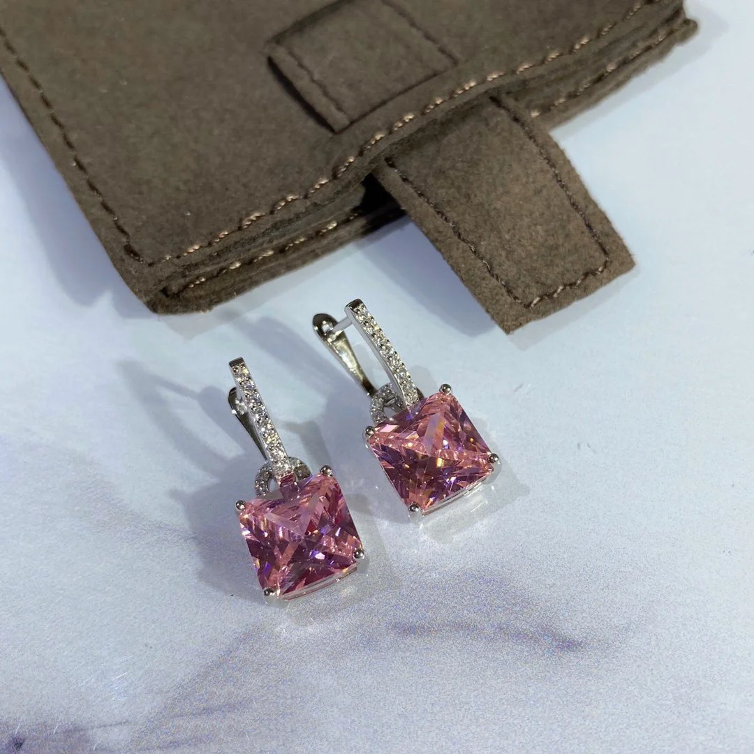 

NEW INBrand Women's Earrings High Quality Fashion Pink Square Diamond Earrings Girl Feelings Attract AttentionEar