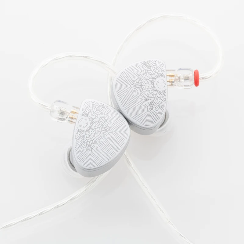 Aria headphone. Moondrop aria snow. Moondrop aria. Наушники moondrop aria. Moondrop para наушники.