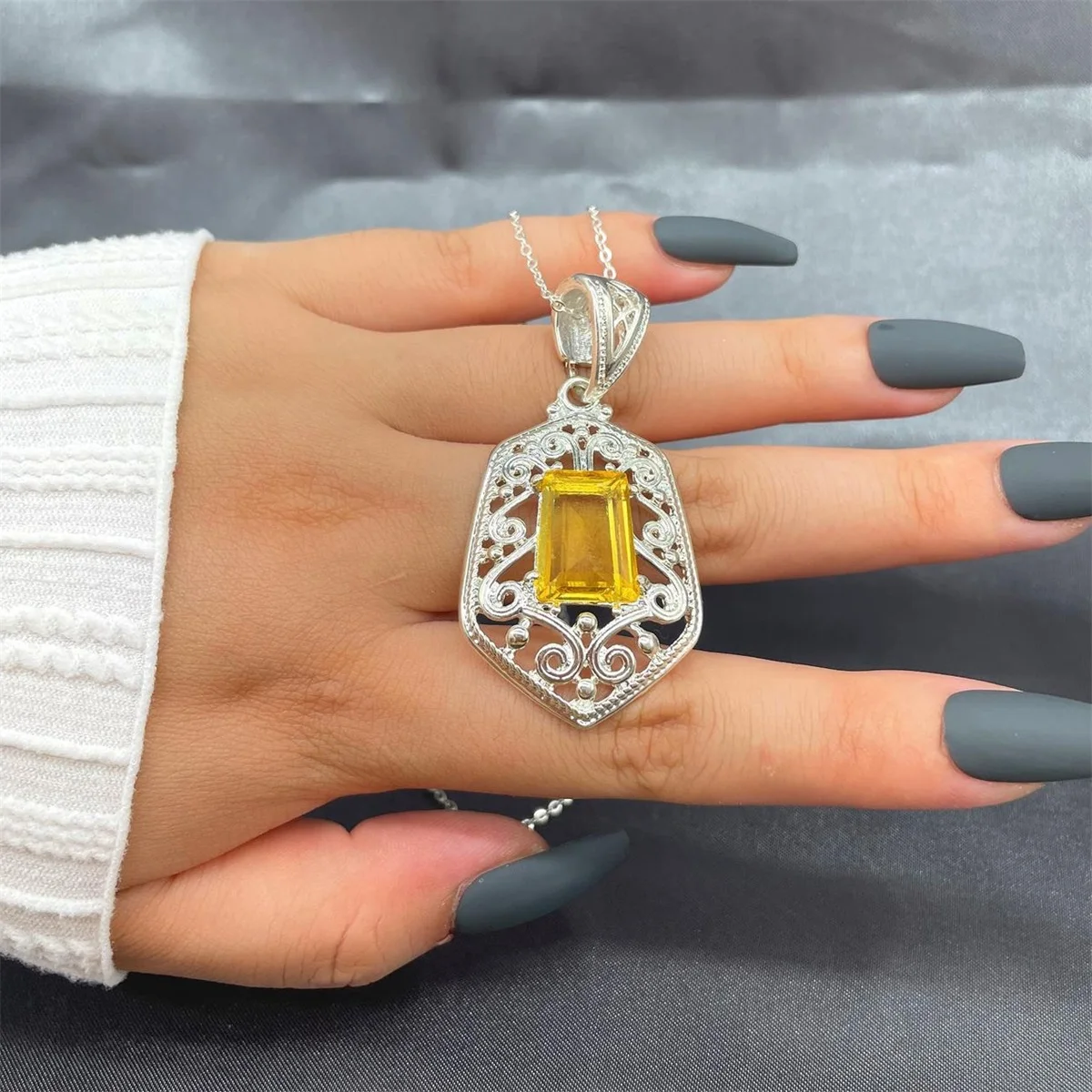 

ANGLANG Novel Designed Women Necklace Yellow Cubic Zirconia Unique Accessories for Party Fancy Gift Girl Statement Jewelry
