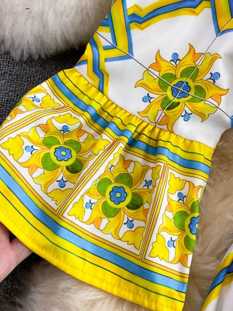 Женское модельное платье макси длинное в богемном стиле с желтым лимонным