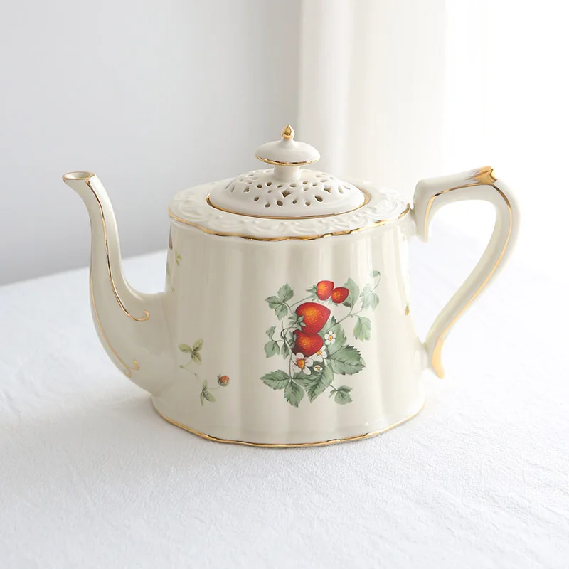 Nordic Ceramic Strawberry Teaware Cup Set Retro Kettles Milk Oolong Chrysanthemum Teapot Jasmine Black Green Tea Set images - 6