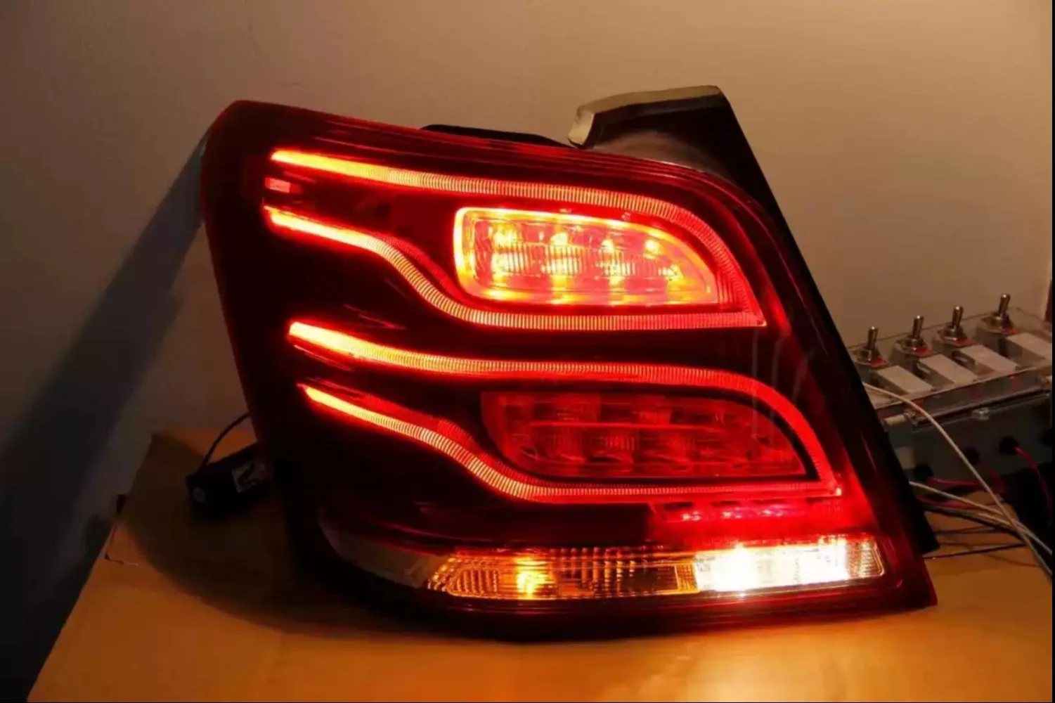 

Автомобильный светодиодный задний фонарь для Mercedes-Benz GLK 2008-15, задний стоп-сигнал + задний + Динамический сигнал поворота