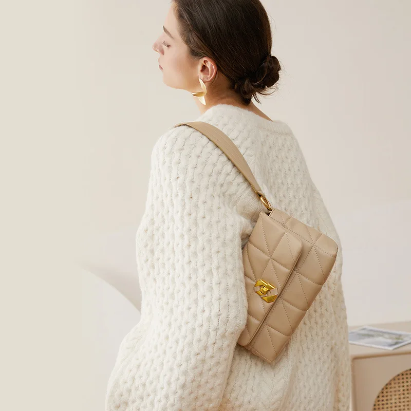 LOERSS Women's Casual Chain Underarm Bag Genuine Leather High Quality Shoulder Shopping Purse and Handbags Solid Color Bag