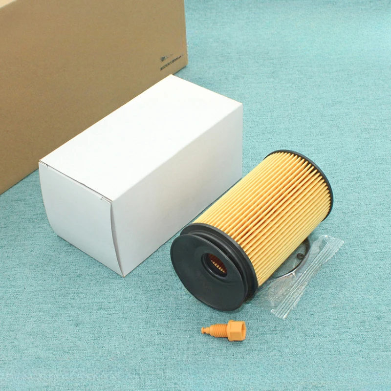 

OEM QC000001 Engine Oil Filter For Mitsubishi Fuso Canter 2012-2017