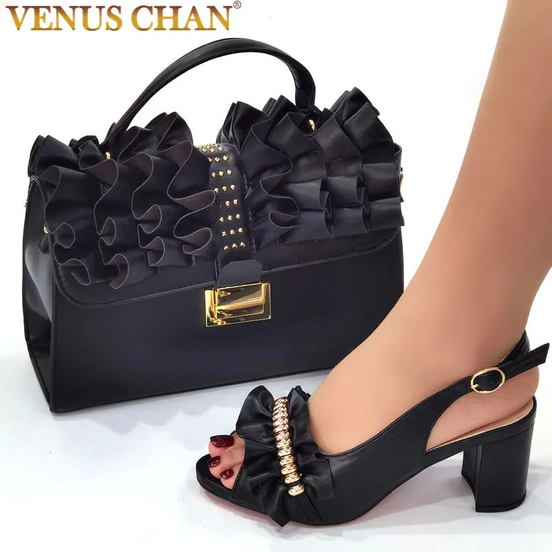 

Black Color African Women's Folded Floral Metal Decor Summer Fashion Ladies High Heel Sandals 2022 Shoes and Bags Set