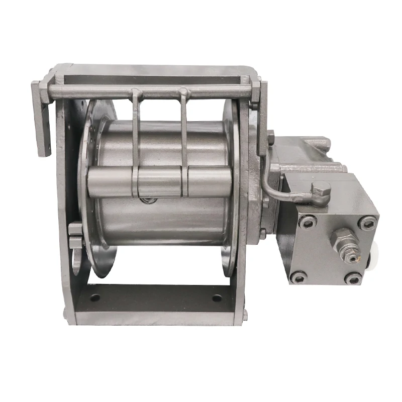 Opposite rotating available free fall hydraulic winch