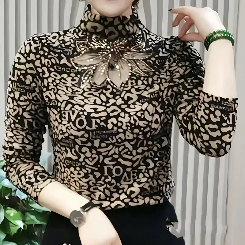 

Женская водолазка с длинным рукавом, однотонная Повседневная футболка с леопардовым принтом и вырезами, весна-осень