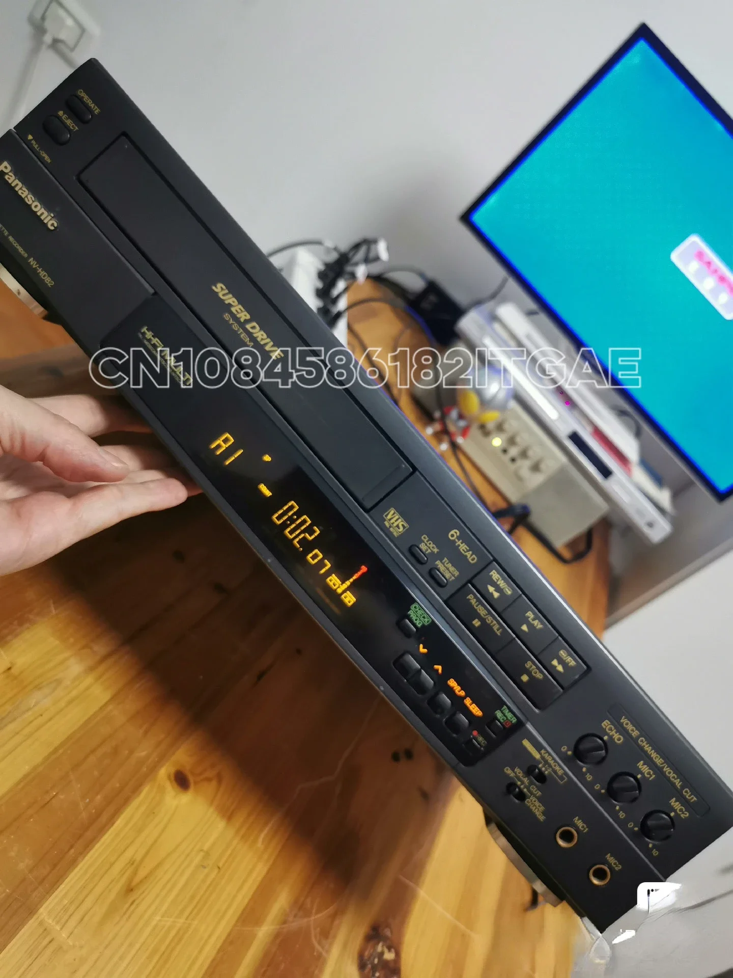 Оригинальный видеорегистратор Hd82 Vhs Stereo 90% новинка б/у