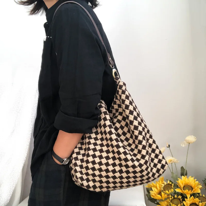 

Women Casual Vintage Crochet Cotton Hobo Handbag Female Ins Trends Knitted Checkerboard Plaid Everyday Slouchy Over Shoulder Bag