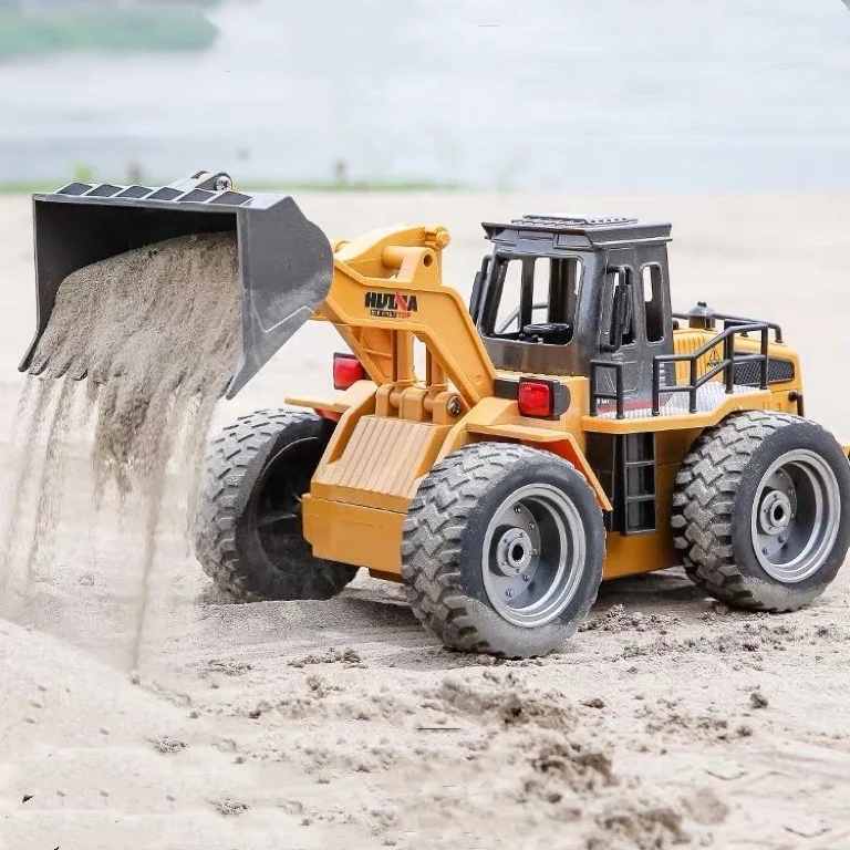 HUINA 1:18 RC Car Excavator Alloy Bulldozer Tractor Model Engineering Truck 2.4G Remote Controll Vehicle Toy Boys Children's Car