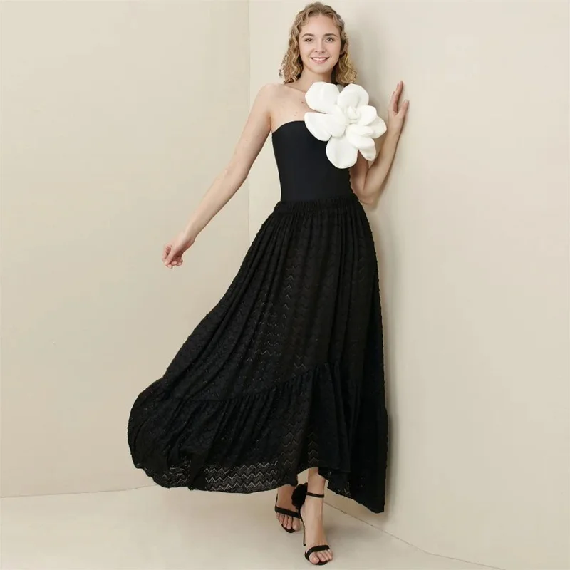 Рисунок 3 - Слитный купальник с 3D цветами для женщин с саронгом