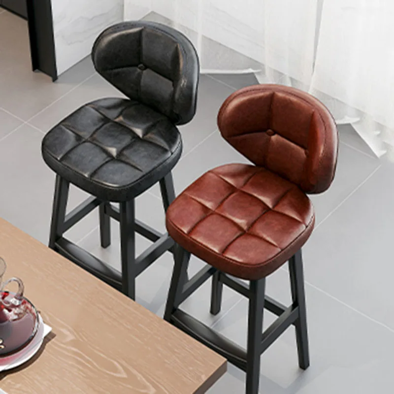 Рисунок 4 - Металлический дизайнерский барный стул