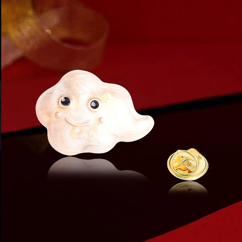 

Cute Cloud Brooches for Women Metal Cartoon Badge Enamel Suit Lapel Pin Creative Cardigan Button Accessories Backpack Decoration