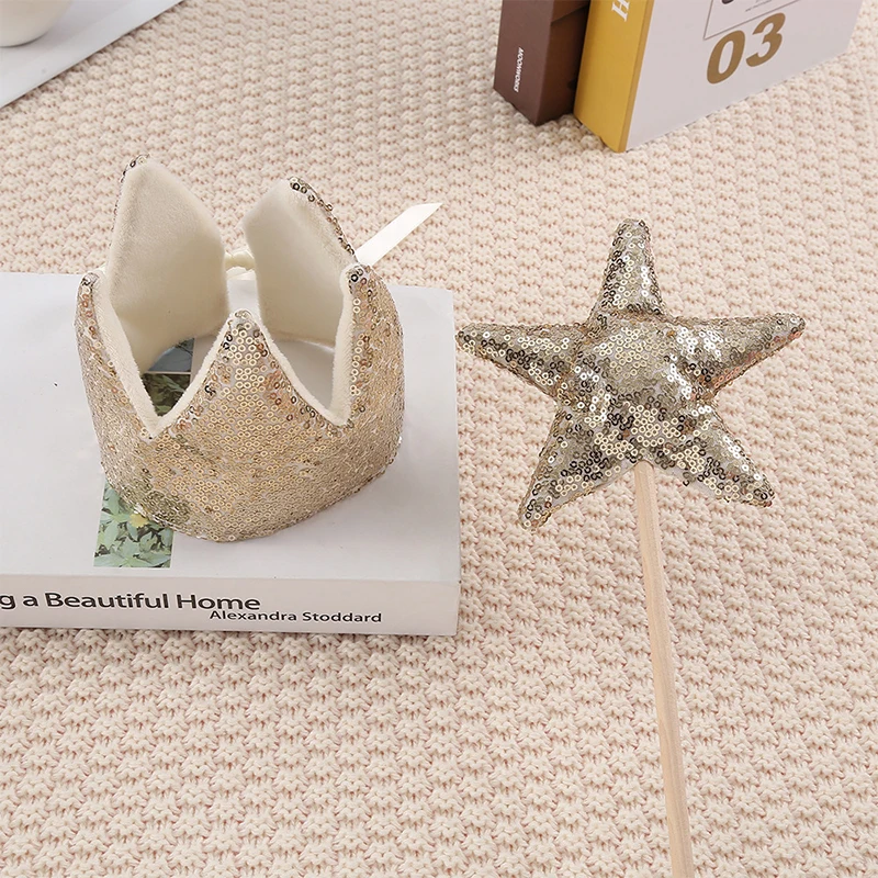 

Розовая блестящая повязка на голову с короной