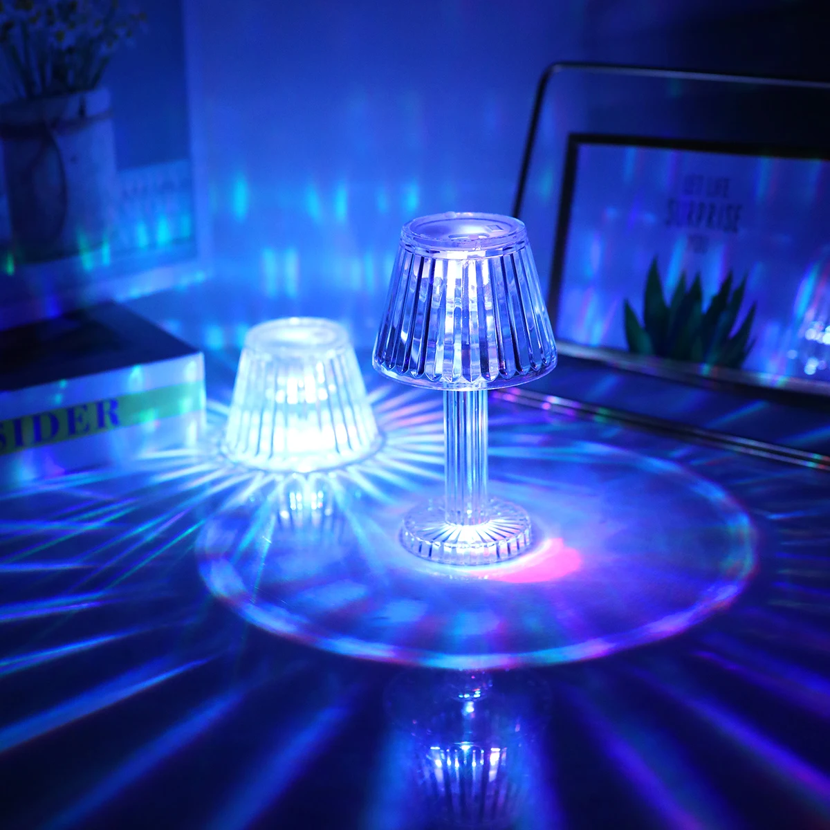 

Mini Crystal Diamond Table Lamp Crystal Bedside Lamp Warm Light/Color Bed Lamp Decorative LED Night Light Sleeping Bedside Lamp