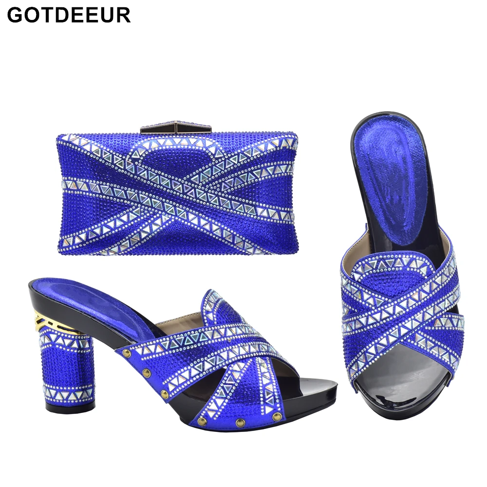 

New Matching Women Shoe and Bag Set Decorated with Rhinestone Nigerian Shoes and Bag Set for Wedding Party Shoe and Bag Set 2022