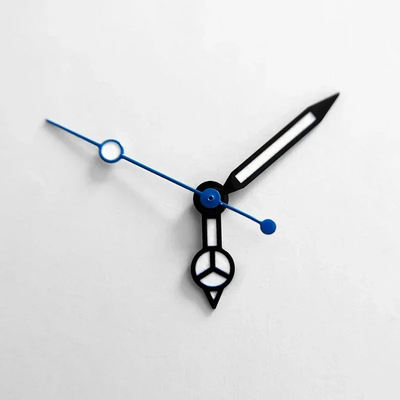 

Набор инструментов для ремонта часов