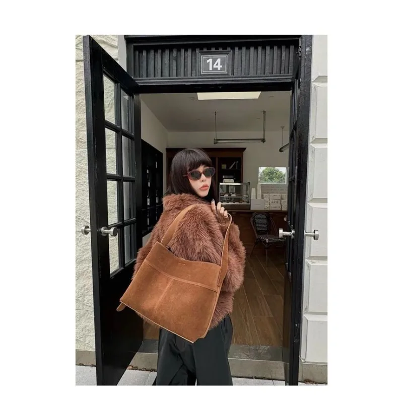 Зимняя новая матовая кожаная сумка большой вместимости женская элегантная через