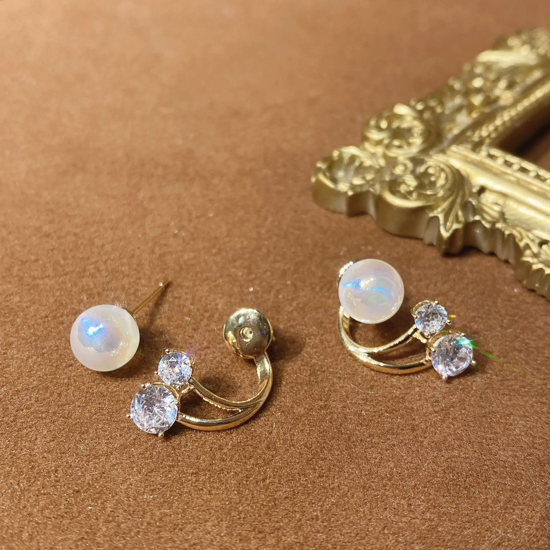 

South Korea's Light Luxury Personality Mermaid Pearl Earrings 2022 New Trendy Earrings Temperament Earrings Earrings Female