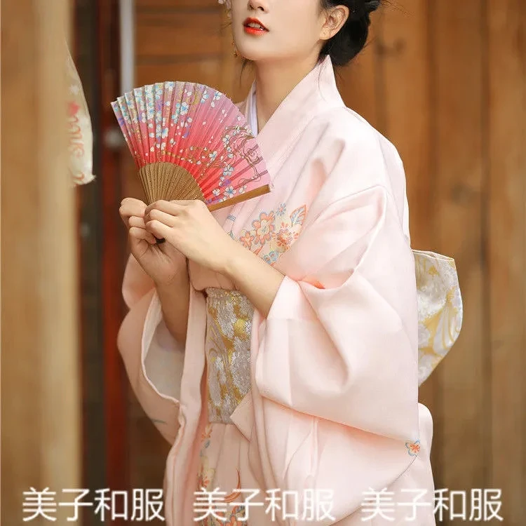 Кимоно женское в традиционном винтажном стиле свободный нежный стиль Одежда для