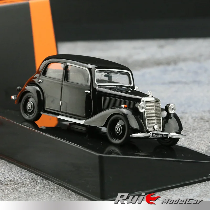 

1:43 IXO BENZ 170V W136 Alloy Simulation Car Model Collection Ornament Gift