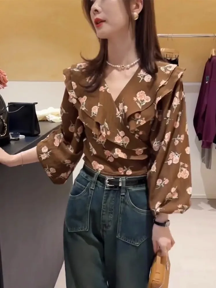 French sle Retro Temperament V-neck Floral Shirts Women Early Autumn Design Sense Long sleeve High Waist Slimming Frill Top |
