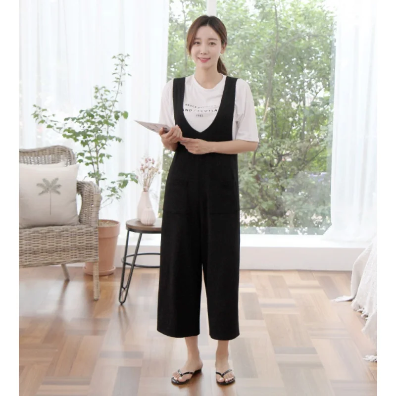 

Women Wickline V Neck Pocket jumpsuit