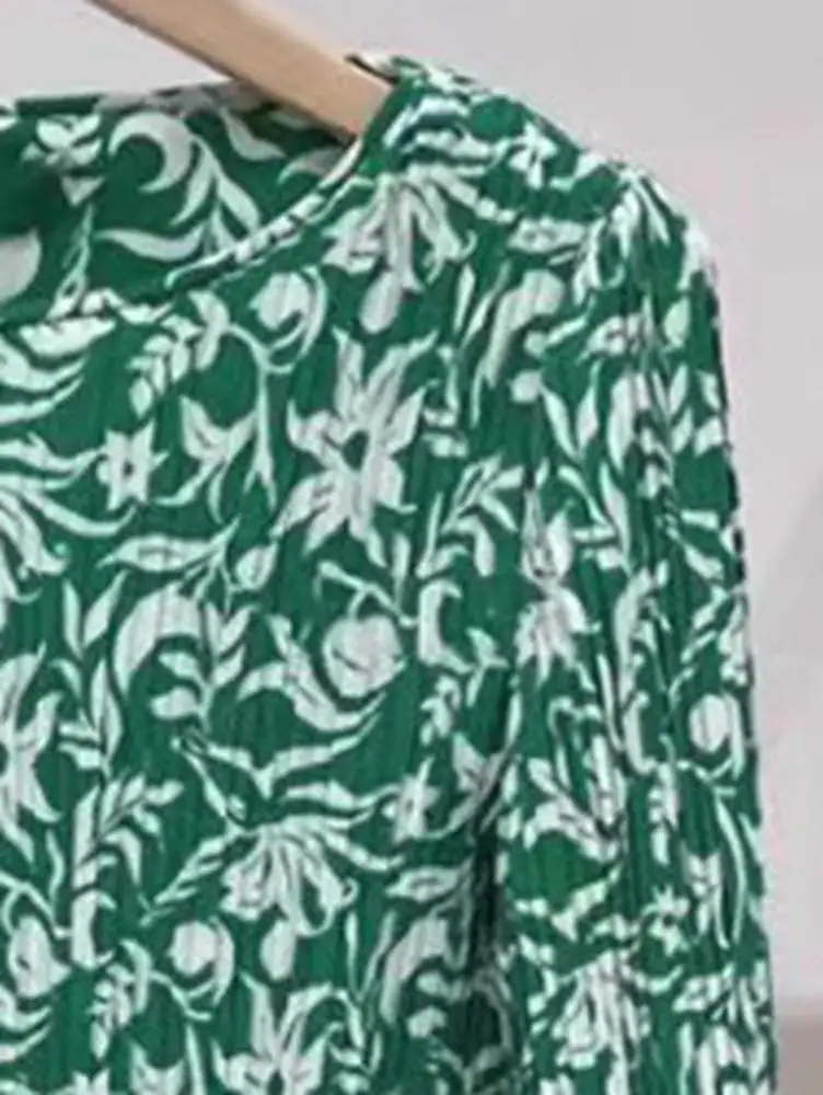 2023 Spring and Summer New Women Retro Green Printed Round Neck Lantern Sleeve A-line Dress