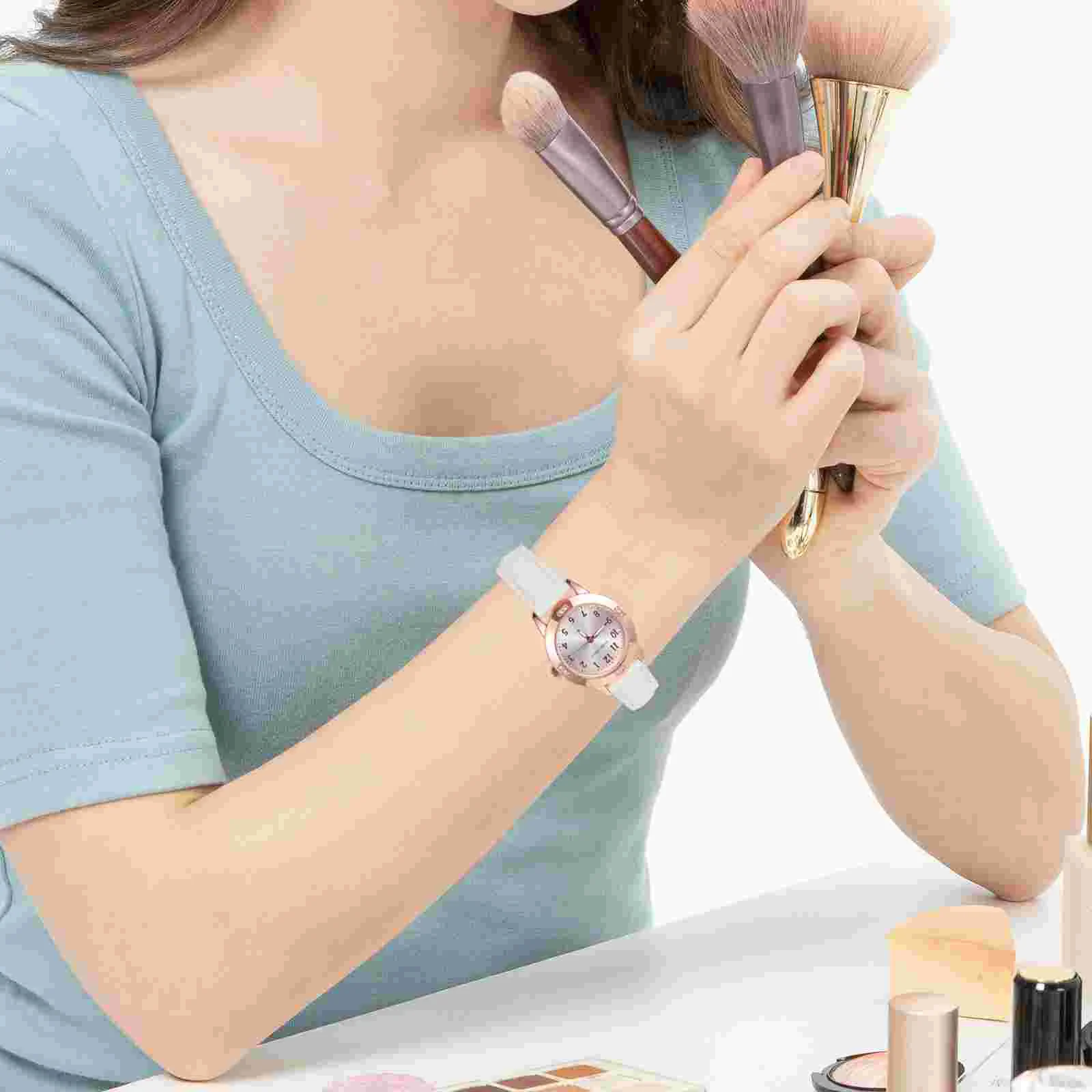 Часы с браслетом для женщин Surface Smart Wrist Number Спортивные часы Белая женщина