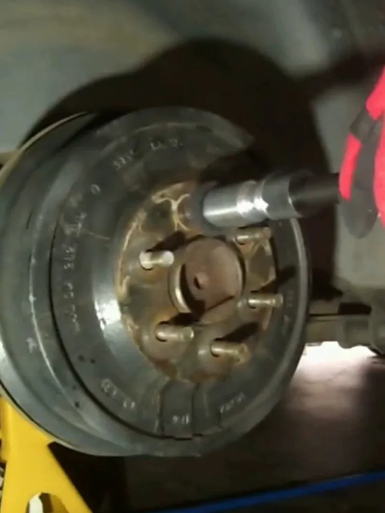 Ступица колеса автомобиля ось головка ступица стальной обод предотвращение