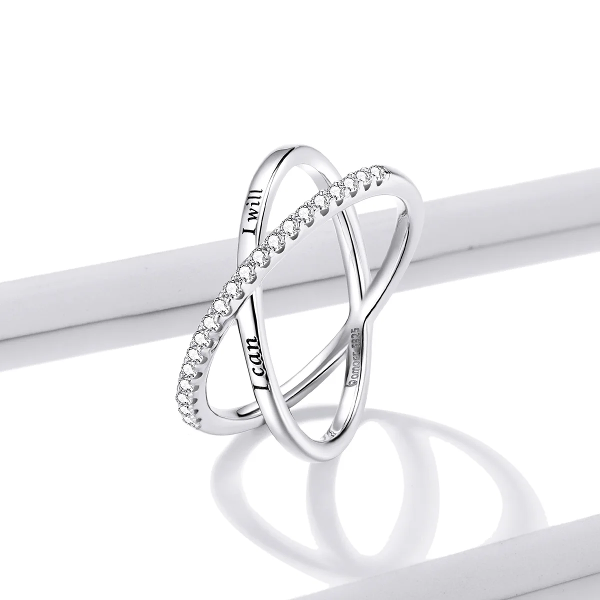 

S925 Sterling Silver Simple X Ring Platinum Plated Micro-inlaid Zircon Circle Versatile Fashion Ladies Ring Jewelry