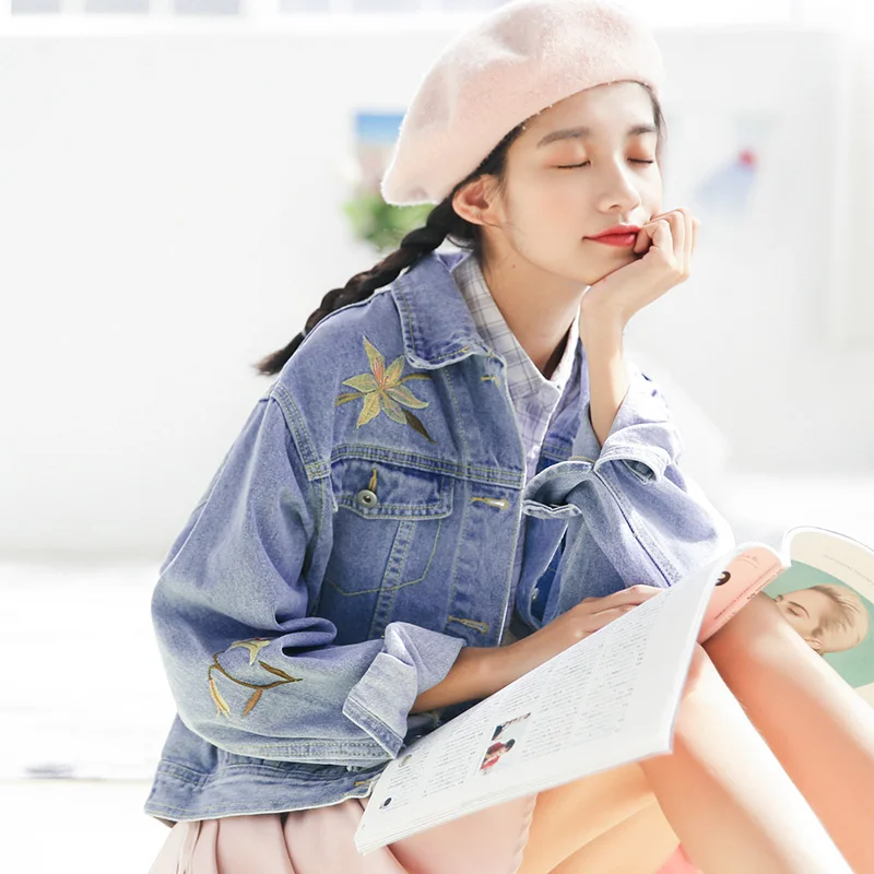 

Autumn Spring Women Embroidery Floral Turn Down Collar Single Breasted Denim Outerwear Female Loose Casual Fashion Coats ZX887