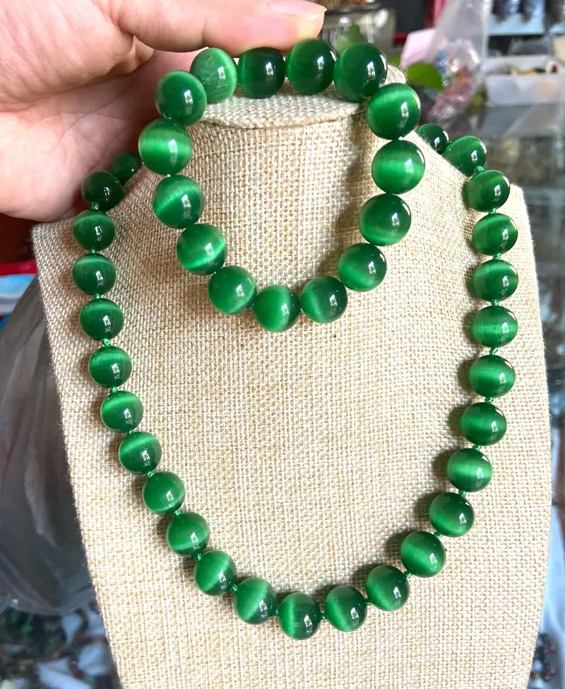 

Ожерелье с зелёными бусинами из селенита, 14 мм