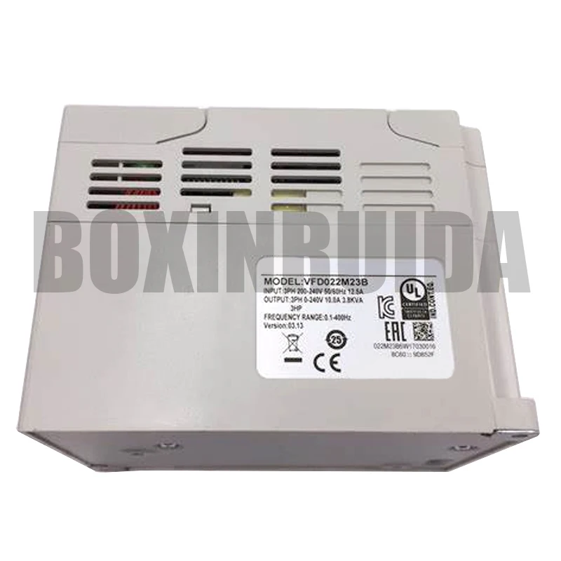 Новый оригинальный VFD022M23B 220v 2.2KW