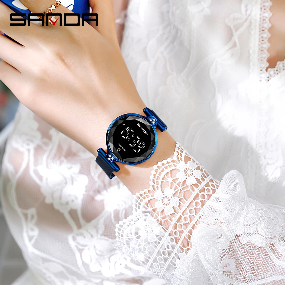 SANDA Couples Watch Shockproof Waterproof Sport Wristwatch Men and Lady Calculator Lighter Tactical Wrist Electronic Timepiece