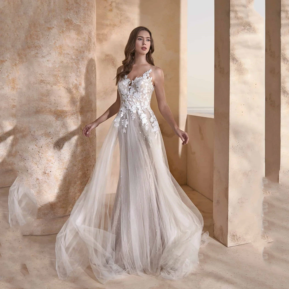 

Vestido de Noiva Romântico Decote Coração de Renda Linha A Bordado Tule Aplicado Salto Para Trás