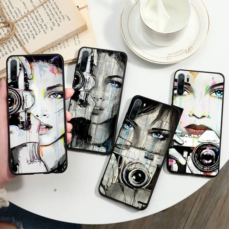 

Retro newspaper Holding Camera Girl Phone Case For Huawei honor Mate 10 20 30 40 i 9 8 pro x Lite P smart 2019 Y5 2018 nova 5t