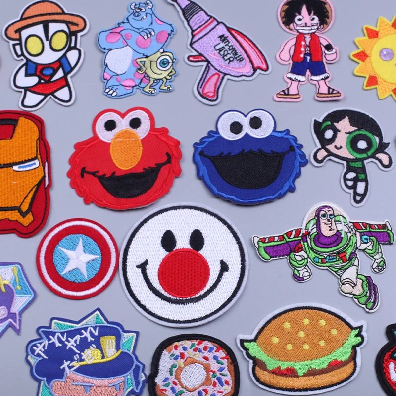 

Cartoon Anime Patche iron on Embroidered patches for clothing Cute Animals thermoadhesive patches for clothes for children badge