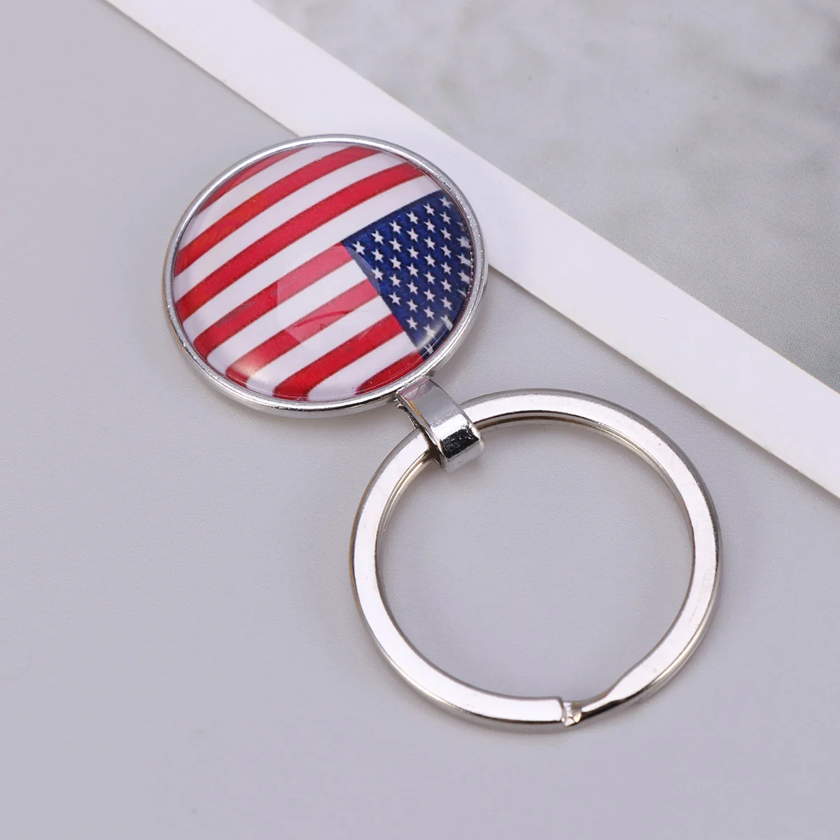 

2pcs US Flag Keychain Fashion Creative National Flag Souvenir Key Ring Key Chain