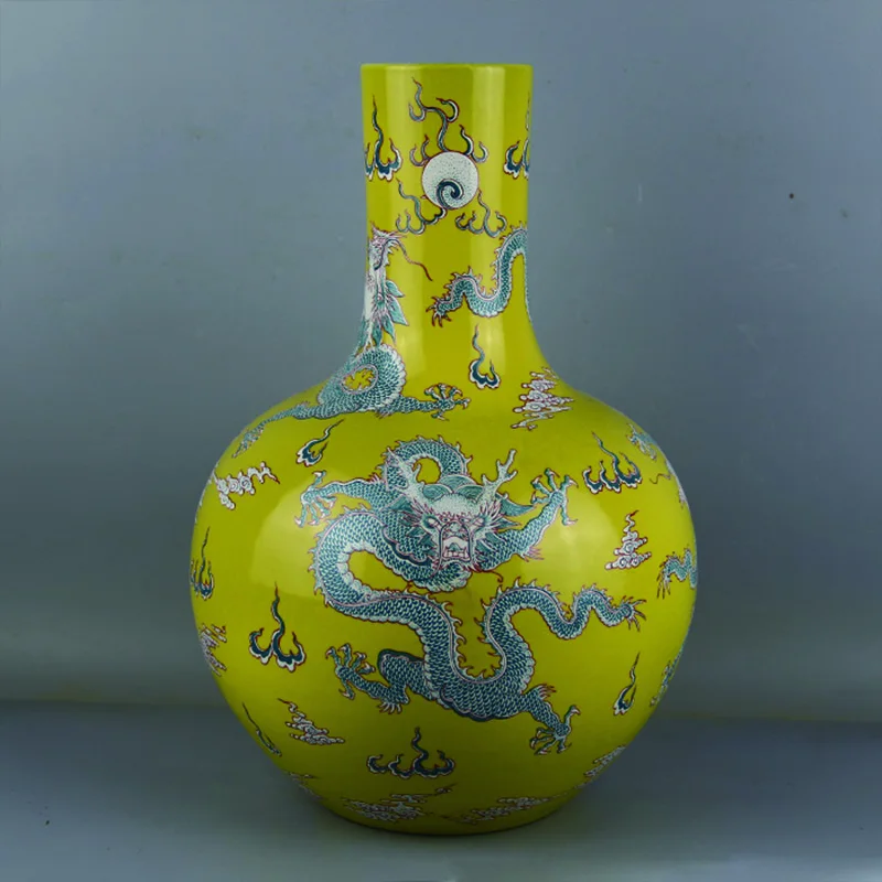 

Jingdezhen Antique Qing Kangxi inscribed Yellow Dragon vase five pastel kiln old porcelain ornaments