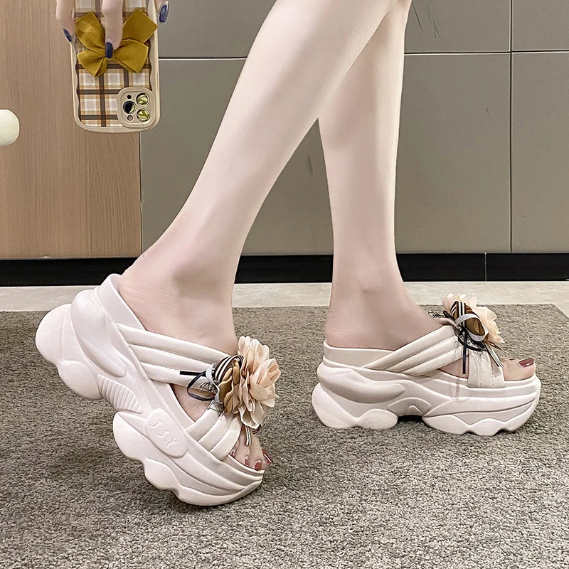 New Summer Women Slippers 2022 Thick Sole Dad Shoes Casual Platform Beach Flip Flops Leisure Flower Sandals Sneakers Woman 8.5CM