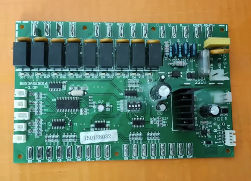 

1pc used McVille Air Conditioner SGX3A5E9D16-3.0P circuit board