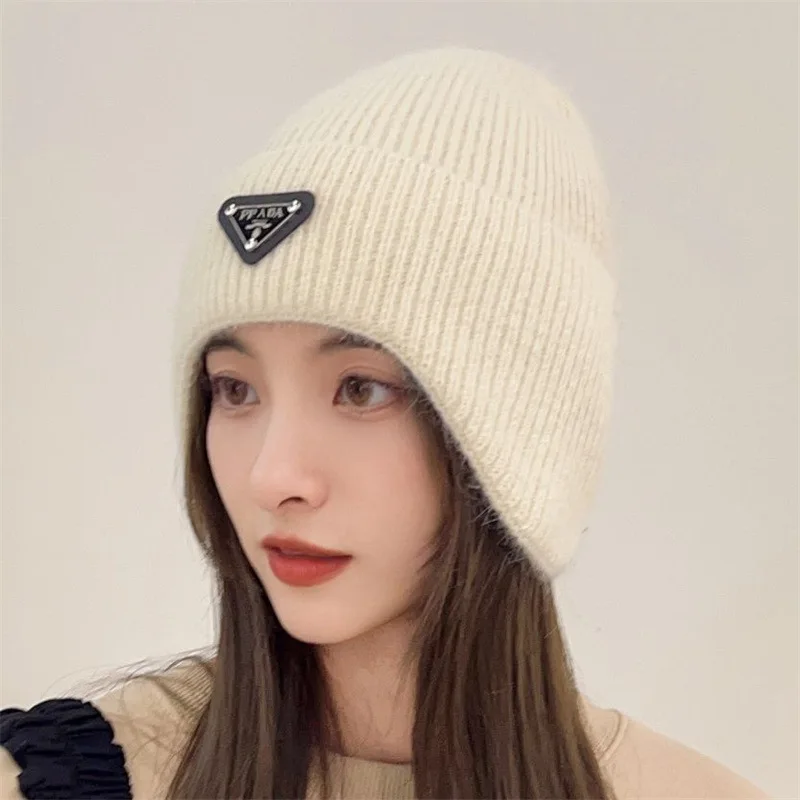 

New Fashion Winter Hats For Women Cotton Thickened Warm Beanies Cap Female OUtdoor Casual Ear Protection Knitted Bonnet Gorros