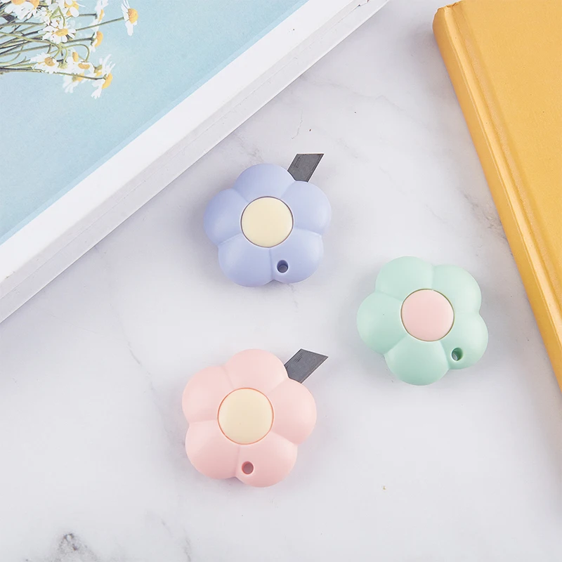 

Cute Flower Mini Small Pocket Craft Wrapping Box Paper Envelope Cutter Utility