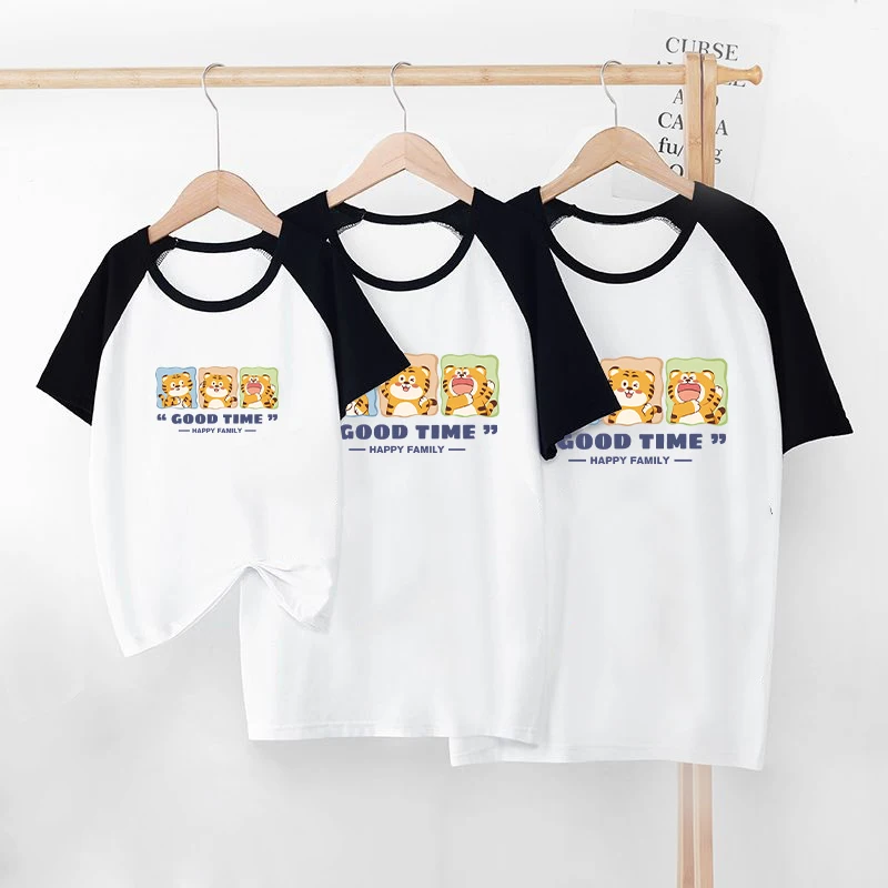 

Милая футболка с принтом Tigar, хлопковая семейная одежда, Летняя короткая модная подходящая парная одежда с открытыми плечами, топы