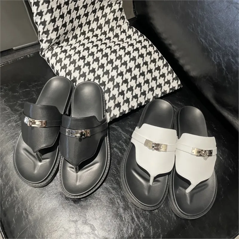 Mr Co Metal Retaining Clip Toe End Of Round Head Thick Joker New Sandals In Summer Flip-flops Fashionable Design Sense